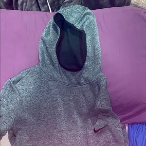 Medium DRI-FIT Nike sweatshirt